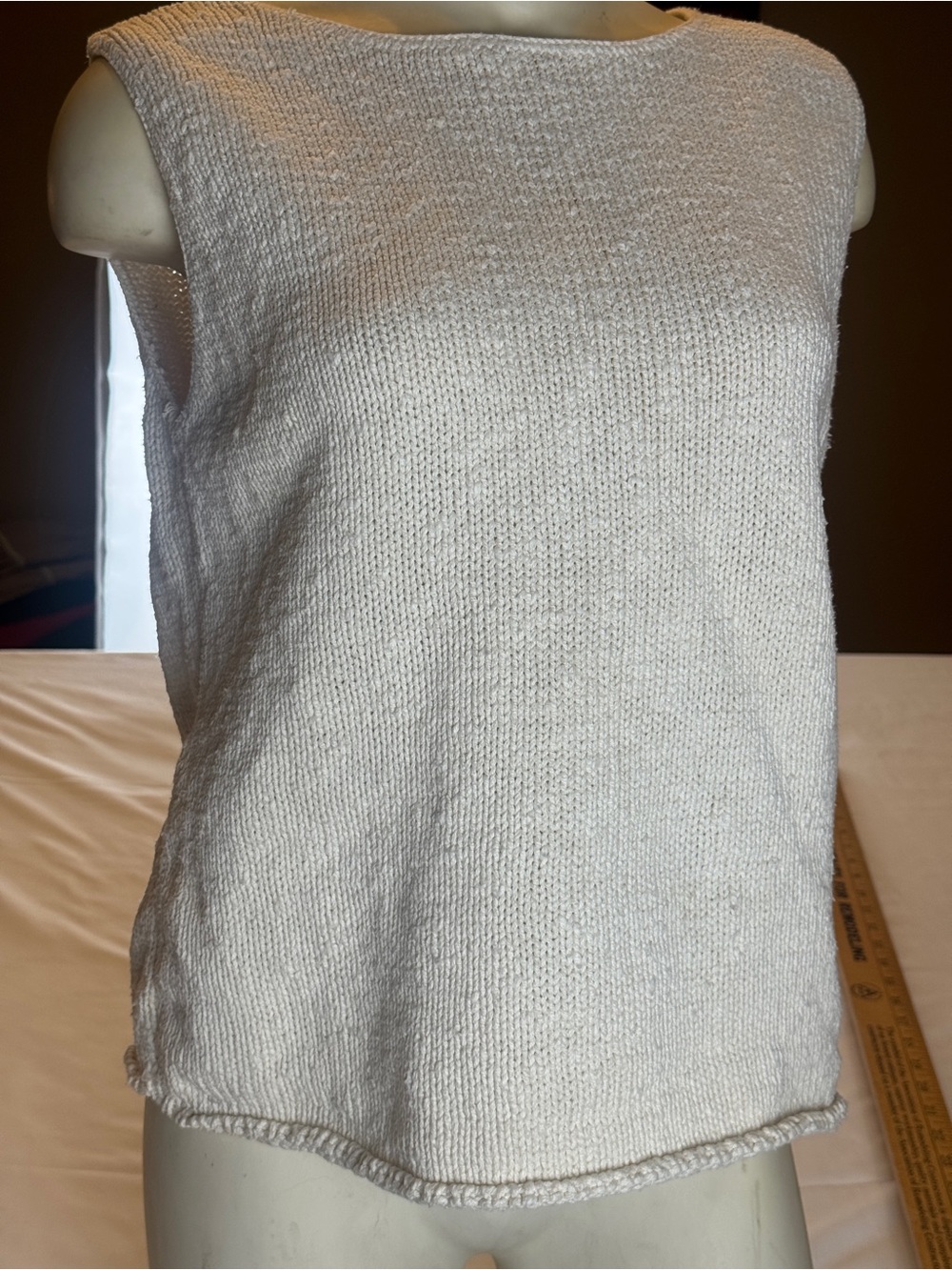 Coldwater Creek Medium Ivory Knit Sleeveless Sweater Tank Coastal Minimalist